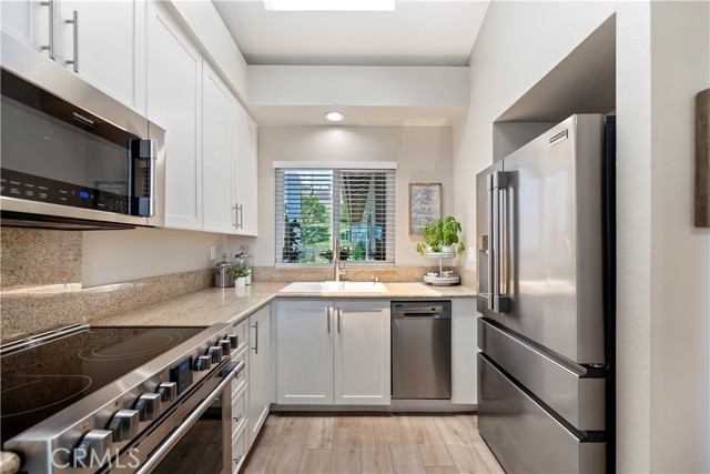4807 Argosy Lane, Carlsbad CA: https://media.crmls.org/medias/fea0be75-e9d6-46e2-bda3-5b21c712d6d3.jpg