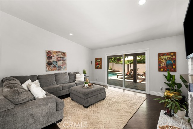 Detail Gallery Image 21 of 54 For 1520 E Newcrest Dr, West Covina,  CA 91792 - 3 Beds | 2 Baths