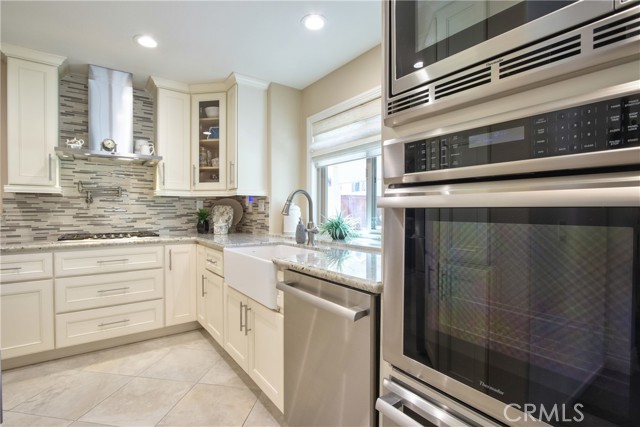 Detail Gallery Image 20 of 45 For 40085 Villa Venecia, Temecula,  CA 92591 - 4 Beds | 3 Baths