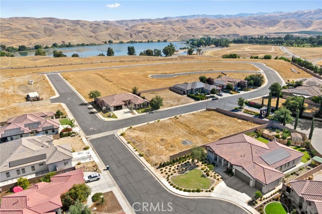 Detail Gallery Image 17 of 19 For 12101 Wildhorse Ave, Bakersfield,  CA 93306 - – Beds | – Baths