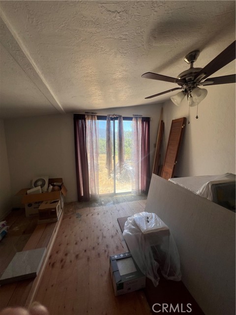 Detail Gallery Image 3 of 8 For 56554 Road 200, North Fork,  CA 93643 - 2 Beds | 1 Baths