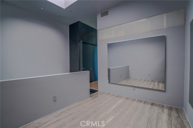 1011 N Orange Grove Avenue, West Hollywood CA: https://media.crmls.org/medias/fea3205f-96ce-49df-8139-e67903a888df.jpg