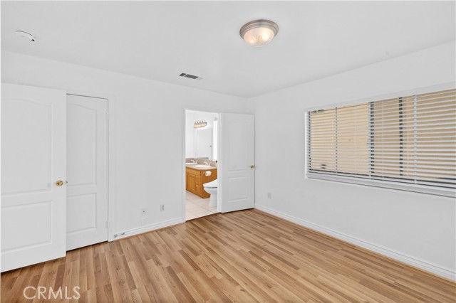 Detail Gallery Image 18 of 39 For 4838 Elmwood #7,  Los Angeles,  CA 90004 - 3 Beds | 3 Baths