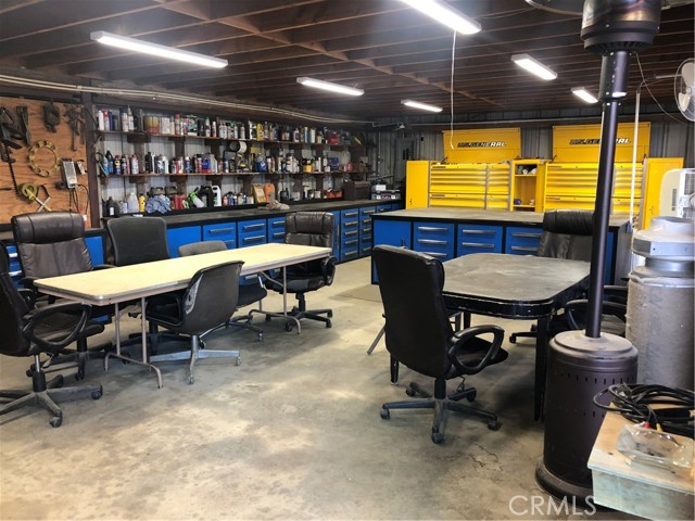 42850 Hill Top Drive, Banning CA: https://media.crmls.org/medias/fea4b4ac-d573-49d0-a0b8-f0dcd64b2bb1.jpg