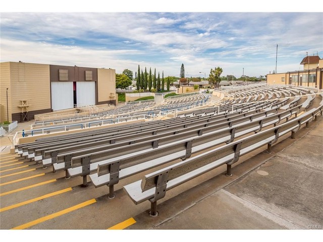 Detail Gallery Image 48 of 51 For 1462 Merion Way M2 - 30k,  Seal Beach,  CA 90740 - 2 Beds | 2 Baths