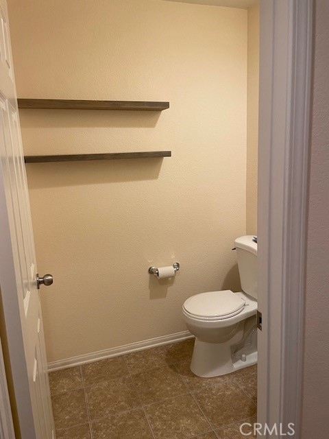 Detail Gallery Image 12 of 12 For 156 via Katrina, Newbury Park,  CA 91320 - 2 Beds | 2/1 Baths
