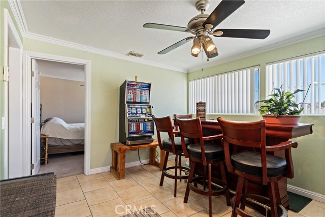 Detail Gallery Image 17 of 35 For 41009 17th, Palmdale,  CA 93551 - 5 Beds | 3 Baths