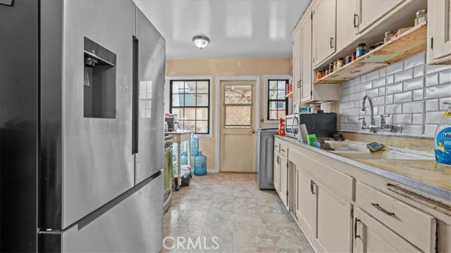 Detail Gallery Image 7 of 22 For 8110 Millergrove Dr, Whittier,  CA 90606 - 3 Beds | 1 Baths