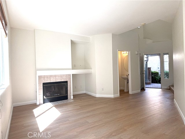 9 Tuolumne Way, Aliso Viejo CA: https://media.crmls.org/medias/fea60ebb-0ce3-47e4-bba8-f586161b3be3.jpg