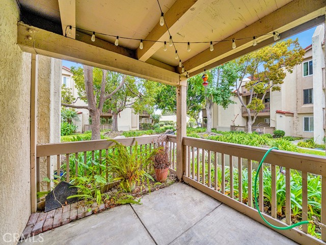 Detail Gallery Image 16 of 25 For 4861 Lago Dr #100,  Huntington Beach,  CA 92649 - 3 Beds | 2 Baths