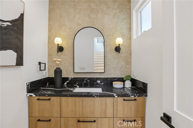 2019 Huntington Lane, A photo 23