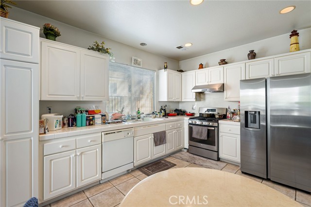 Detail Gallery Image 14 of 40 For 2856 Calle Invierno, Chino Hills,  CA 91709 - 3 Beds | 2/1 Baths