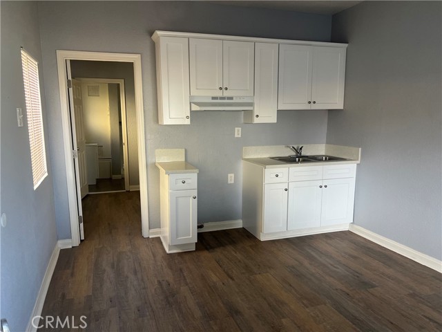 252 S 7th, Montebello CA: https://media.crmls.org/medias/fea9f94c-af4a-43eb-93fb-e19b89e15546.jpg