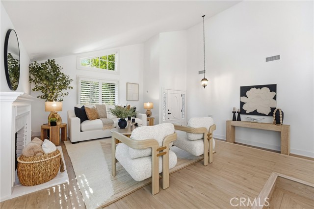 Detail Gallery Image 3 of 42 For 24132 via Santa Clara, Mission Viejo,  CA 92692 - 4 Beds | 2/1 Baths