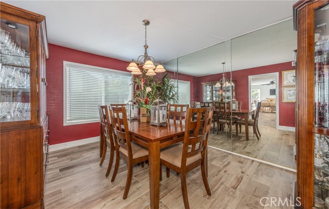 21992 Hoi Circle, Lake Forest CA: https://media.crmls.org/medias/feaa9446-2382-4c60-805a-367231a1642d.jpg
