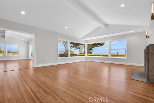 Detail Gallery Image 5 of 56 For 2417 Sunnyside Ridge Rd, Rancho Palos Verdes,  CA 90275 - 4 Beds | 3/1 Baths
