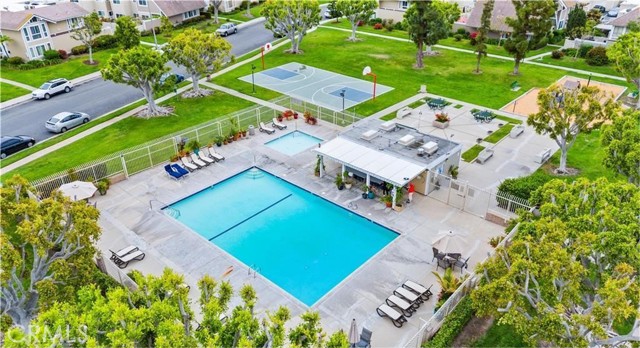 54 Kazan Street, Irvine CA: https://media.crmls.org/medias/feab813a-24be-479d-9b35-10d473cf448e.jpg