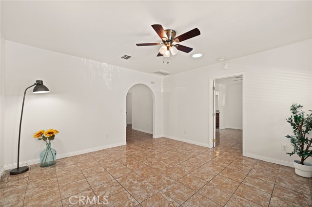 Detail Gallery Image 5 of 30 For 12555 Correnti St, Pacoima,  CA 91331 - 3 Beds | 2 Baths