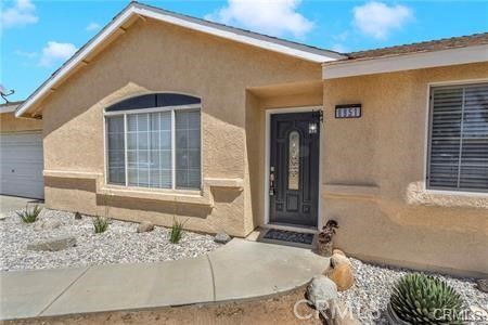 Detail Gallery Image 3 of 23 For 8951 Grapefruit Ave, Hesperia,  CA 92345 - 3 Beds | 2 Baths