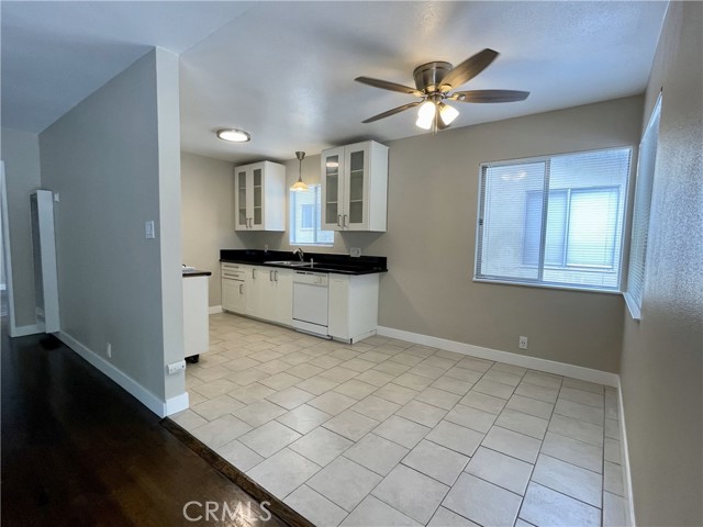 Detail Gallery Image 4 of 23 For 2309 Cedar Ave, Long Beach,  CA 90806 - 1 Beds | 1 Baths