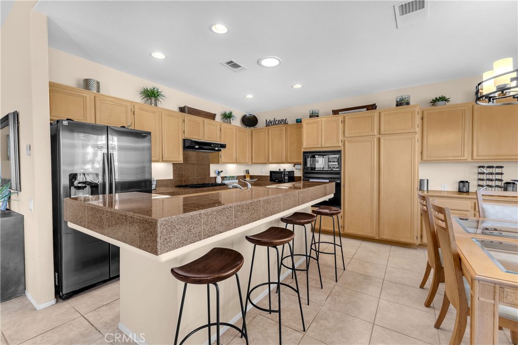 MLS #CV25219775 image #12