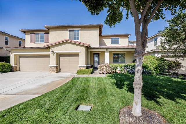 Detail Gallery Image 2 of 74 For 11781 Forsythia, Jurupa Valley,  CA 91752 - 5 Beds | 2/1 Baths