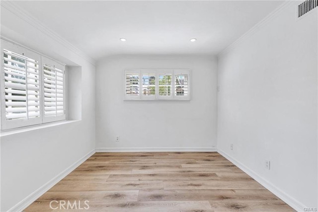 Detail Gallery Image 19 of 36 For 23172 Gainford St, Woodland Hills,  CA 91364 - 3 Beds | 2/1 Baths