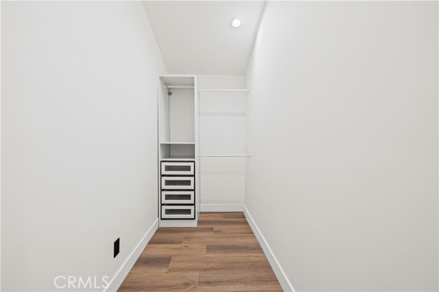 Detail Gallery Image 32 of 47 For 18718 Delight St, Canyon Country,  CA 91351 - 4 Beds | 2 Baths