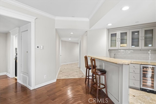 Detail Gallery Image 17 of 41 For 512 Esplanade #103,  Redondo Beach,  CA 90277 - 2 Beds | 2 Baths