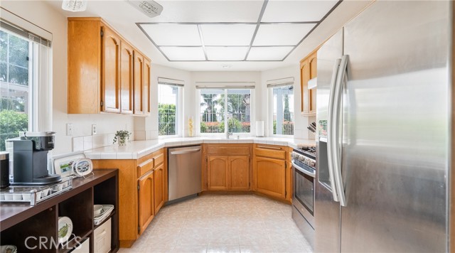 19448 Crystal Ridge Lane, Porter Ranch CA: https://media.crmls.org/medias/feaf810a-eb78-46aa-aab6-231e6b8196a4.jpg