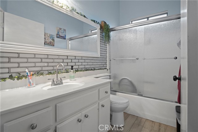 Detail Gallery Image 17 of 34 For 15634 via Cartagena, Hesperia,  CA 92345 - 3 Beds | 2 Baths