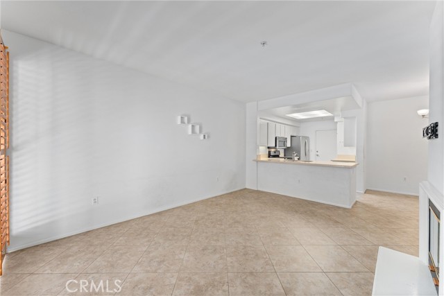 Detail Gallery Image 2 of 25 For 2802 Ladrillo Aisle #25,  Irvine,  CA 92606 - 2 Beds | 2 Baths