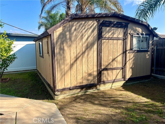 24931 Heil Drive, Moreno Valley CA: https://media.crmls.org/medias/feb29477-adca-4457-bbdb-a18f79a5798c.jpg