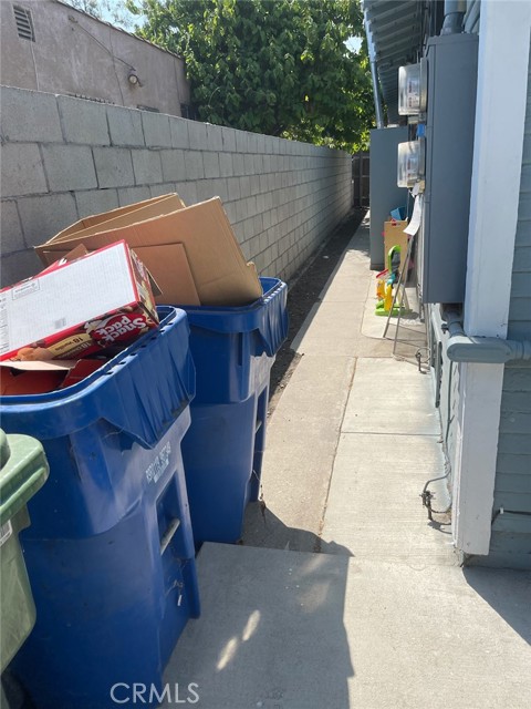 5424 S Van Ness Avenue #2, Los Angeles, CA, 90062 5424 S Van Ness Avenue #2, Los Angeles, CA, 90062