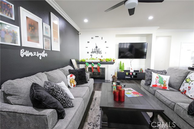 Detail Gallery Image 14 of 69 For 3999 Currant Ln, San Bernardino,  CA 92407 - 5 Beds | 3 Baths