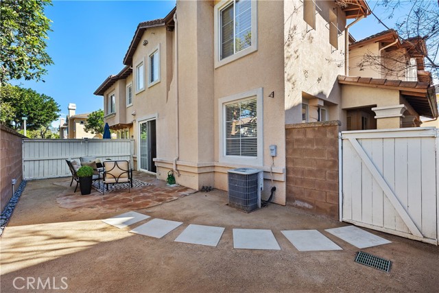 Detail Gallery Image 29 of 49 For 9 Lilac, Irvine,  CA 92618 - 3 Beds | 3 Baths