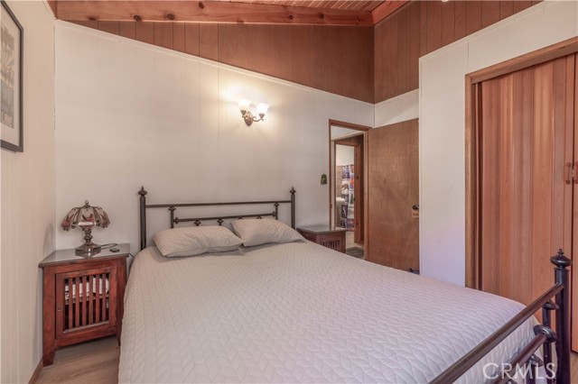 941 Anita Avenue, Big Bear City CA: https://media.crmls.org/medias/feb37207-fc13-45b5-9889-33c6d5182091.jpg