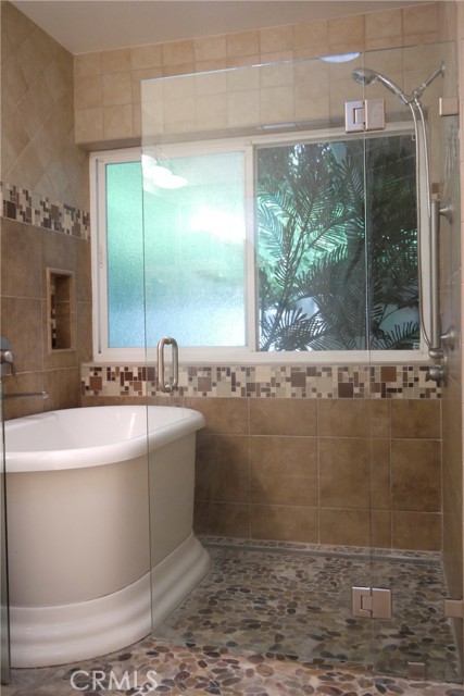 Detail Gallery Image 37 of 48 For 4127 Lanterman, La Canada Flintridge,  CA 91011 - 3 Beds | 2/1 Baths