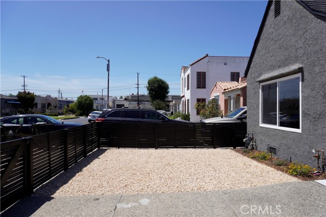 Detail Gallery Image 5 of 36 For 3515 S Norton Ave, Los Angeles,  CA 90018 - 2 Beds | 3 Baths