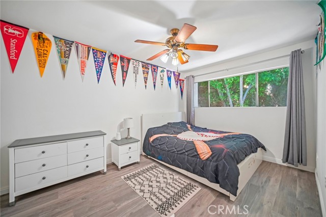 Detail Gallery Image 11 of 21 For 9950 Reseda Bld #7,  Northridge,  CA 91324 - 3 Beds | 2/1 Baths