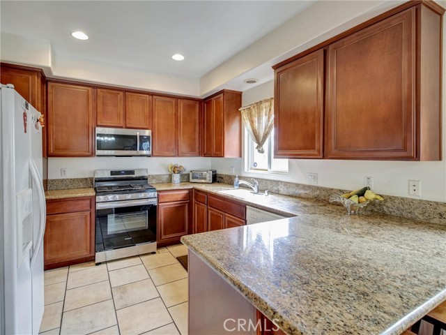Detail Gallery Image 15 of 50 For 619 E Realty St, Carson,  CA 90745 - 3 Beds | 2/1 Baths