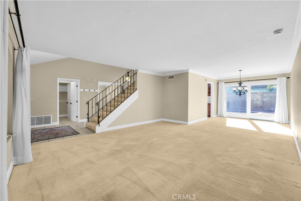 MLS #OC25274099 image #8