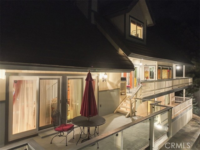 Detail Gallery Image 11 of 65 For 27720 St Bernard Ln, Lake Arrowhead,  CA 92352 - 4 Beds | 3 Baths