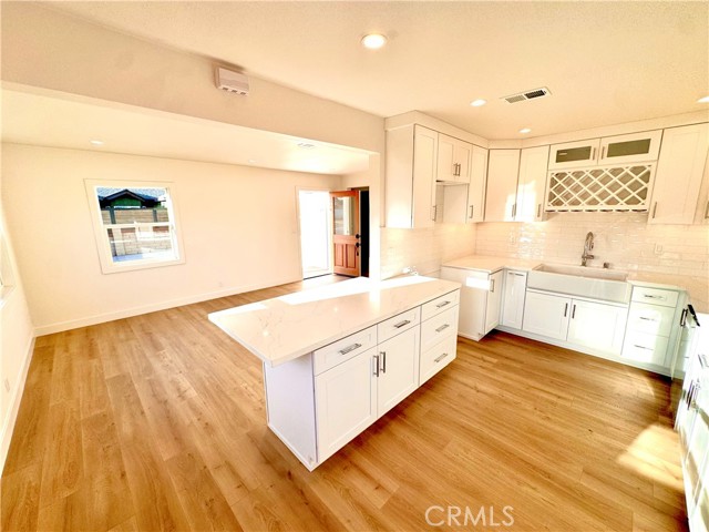 Detail Gallery Image 9 of 35 For 2064 Republic Ave, Costa Mesa,  CA 92627 - 4 Beds | 2 Baths