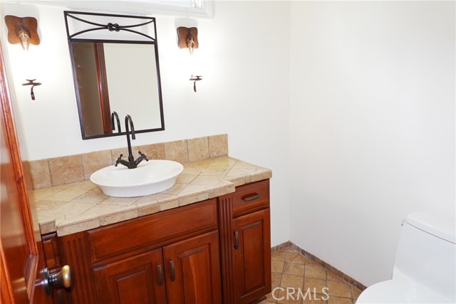 Detail Gallery Image 21 of 39 For 6232 Hesperia Ave, Encino,  CA 91316 - 3 Beds | 2/1 Baths