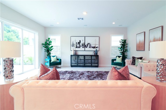 390 Riverbend, Lake Forest CA: https://media.crmls.org/medias/feba61b2-973f-4f7a-a42d-ba9fa16e2c67.jpg