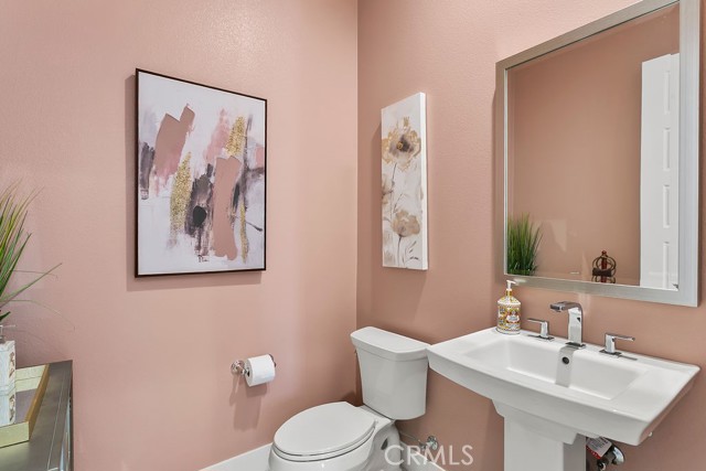 20042 W Mersey Lane, Porter Ranch CA: https://media.crmls.org/medias/febafe58-a771-4d49-af3b-66ef9259a3ad.jpg