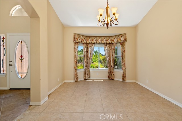 Detail Gallery Image 10 of 49 For 9539 Carmel Rd, Atascadero,  CA 93422 - 4 Beds | 3 Baths