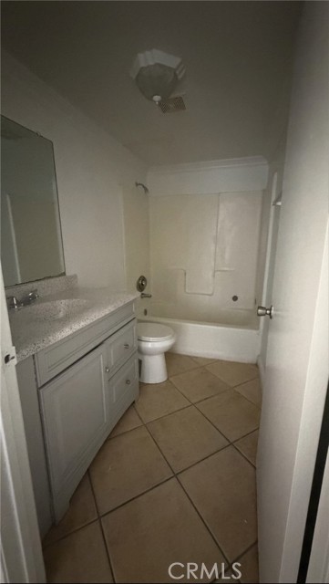 Detail Gallery Image 3 of 4 For 18142 Poinciana Ave, Adelanto,  CA 92301 - 2 Beds | 1 Baths