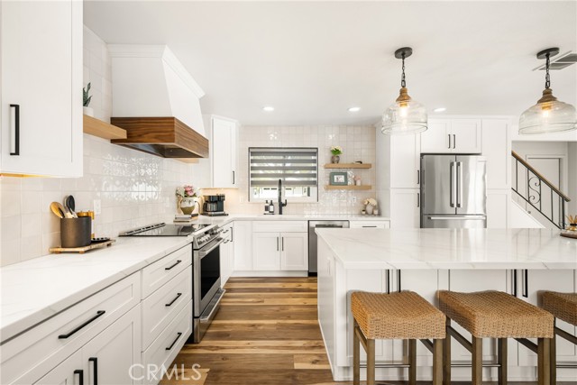 Detail Gallery Image 17 of 49 For 13381 Del Cerro Dr, Tustin,  CA 92780 - 5 Beds | 3 Baths